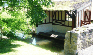 Lavoir de Saint-Sauveur-les-Bray